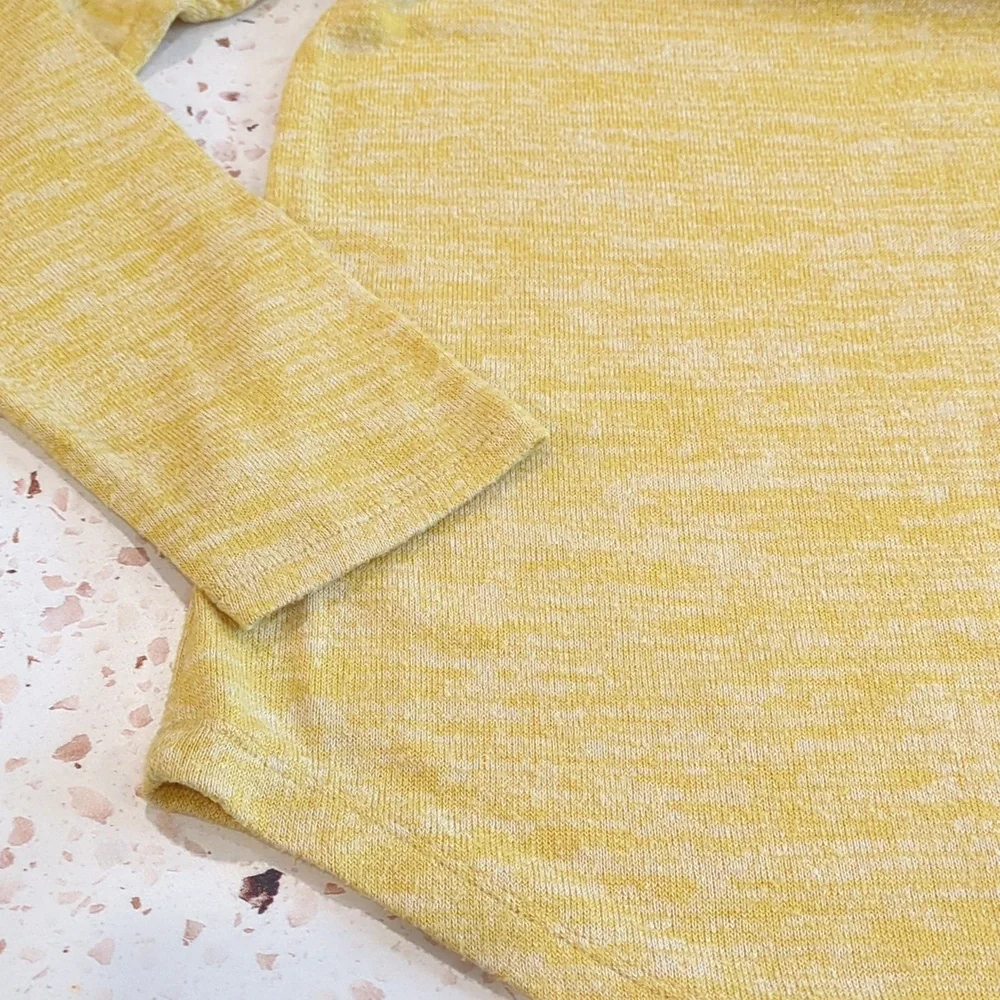 Old Navy | Golden Yellow Pullover Lightweight Sweater Long Sleeves | L